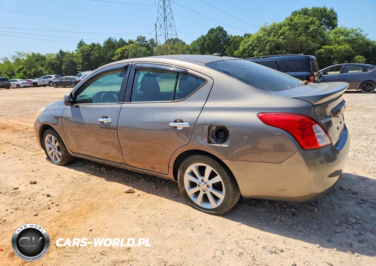 2014 Nissan Versa 1.6 S VIN:3N1CN7AP2EL826638 - 2