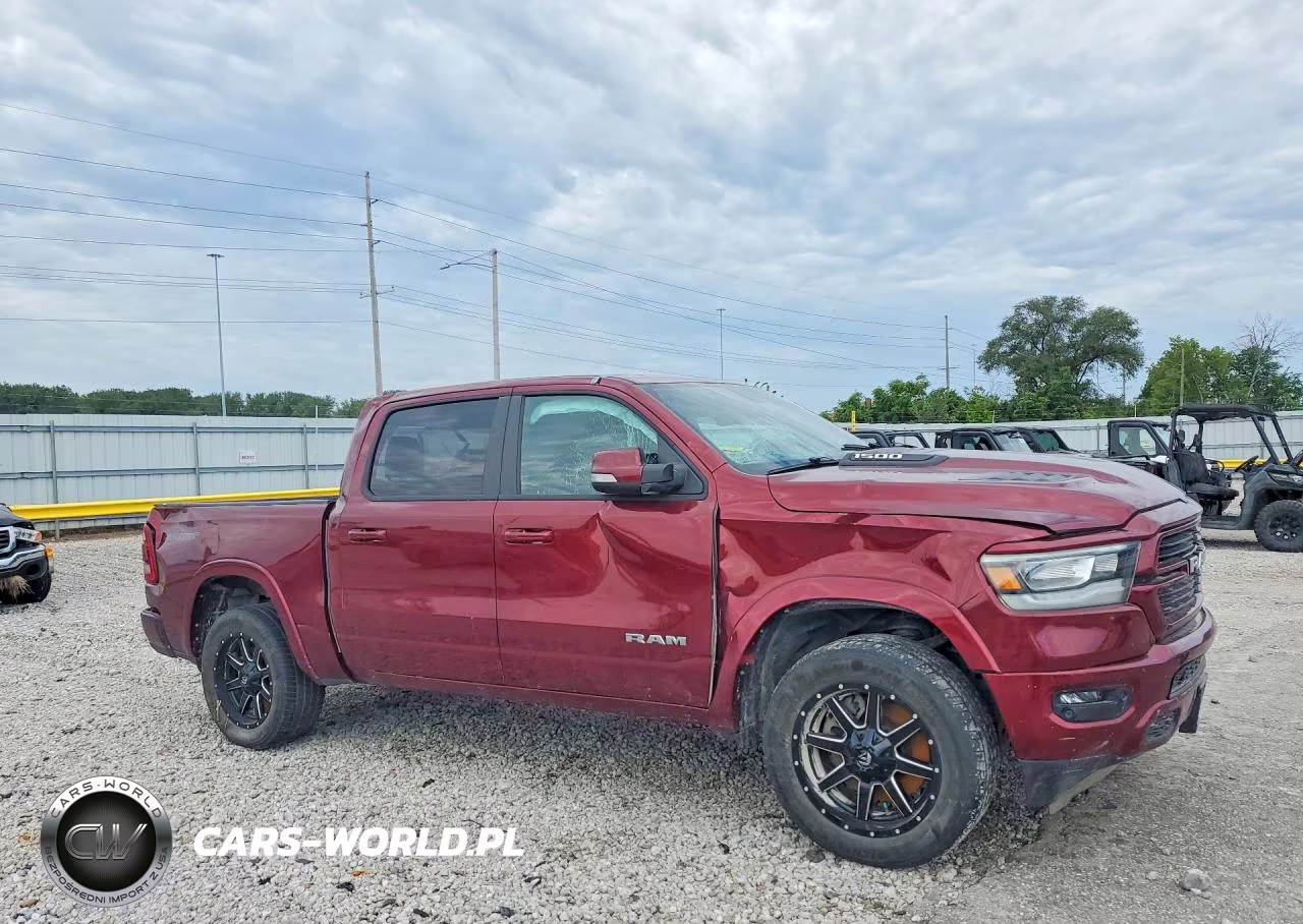 2021 Ram 1500 Laramie VIN:1C6SRFJT0MN621006 - 4