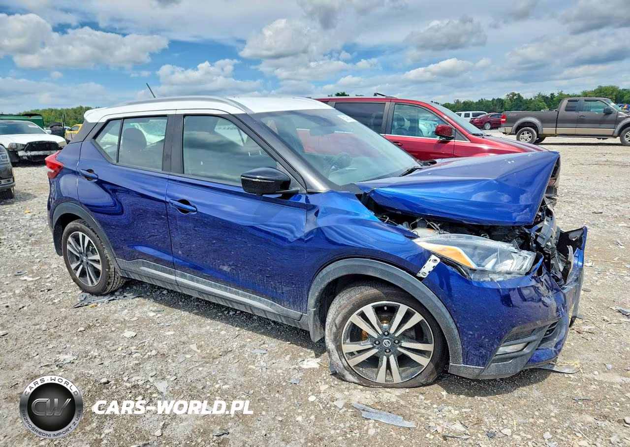 2020 Nissan Kicks Sr VIN:3N1CP5DV2LL510775 - 4