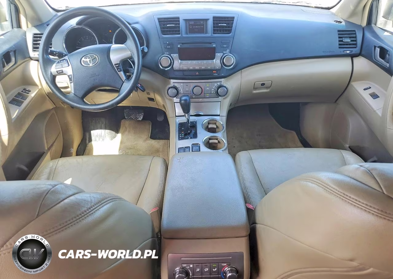 2011 Toyota Highlander Base VIN:5TDZK3EH2BS036824 - 8