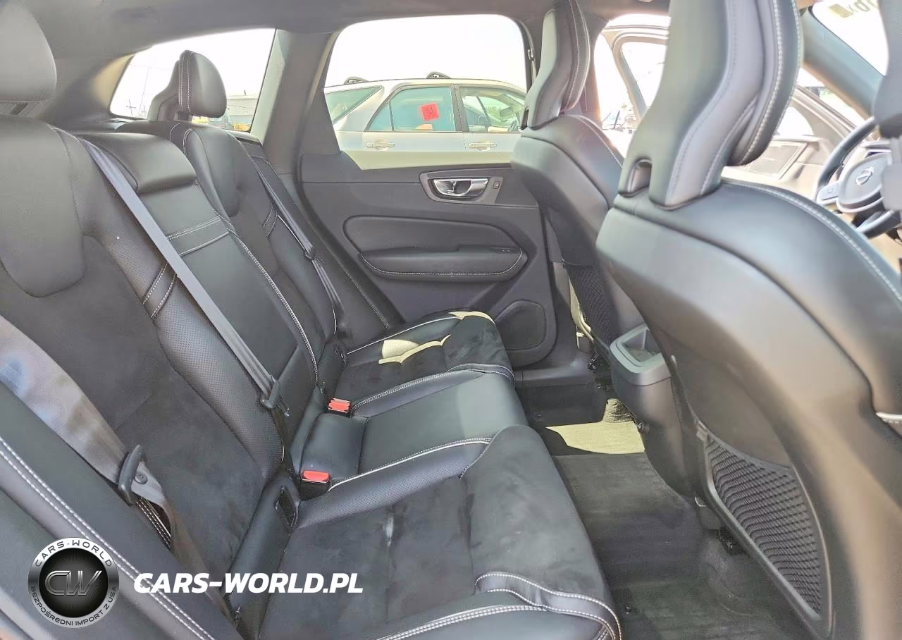 2019 Volvo Xc60 T5 R-Design VIN:LYV102RM4KB224660 - 10