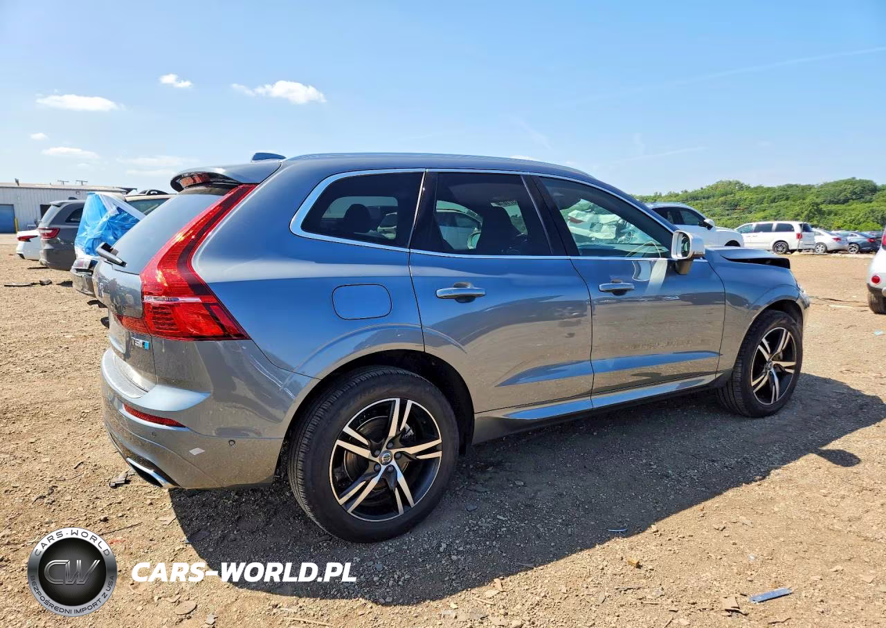 2019 Volvo Xc60 T5 R-Design VIN:LYV102RM4KB224660 - 3