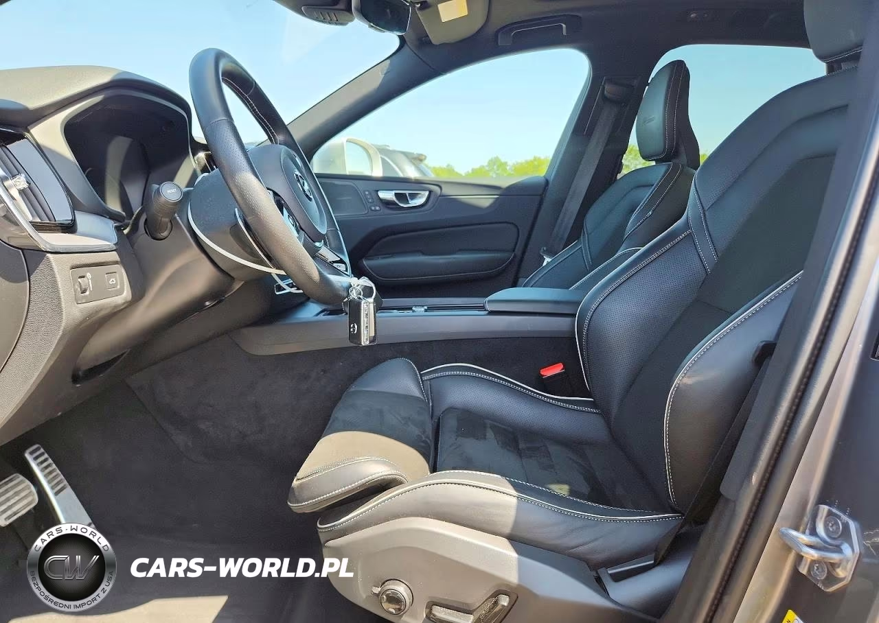 2019 Volvo Xc60 T5 R-Design VIN:LYV102RM4KB224660 - 7