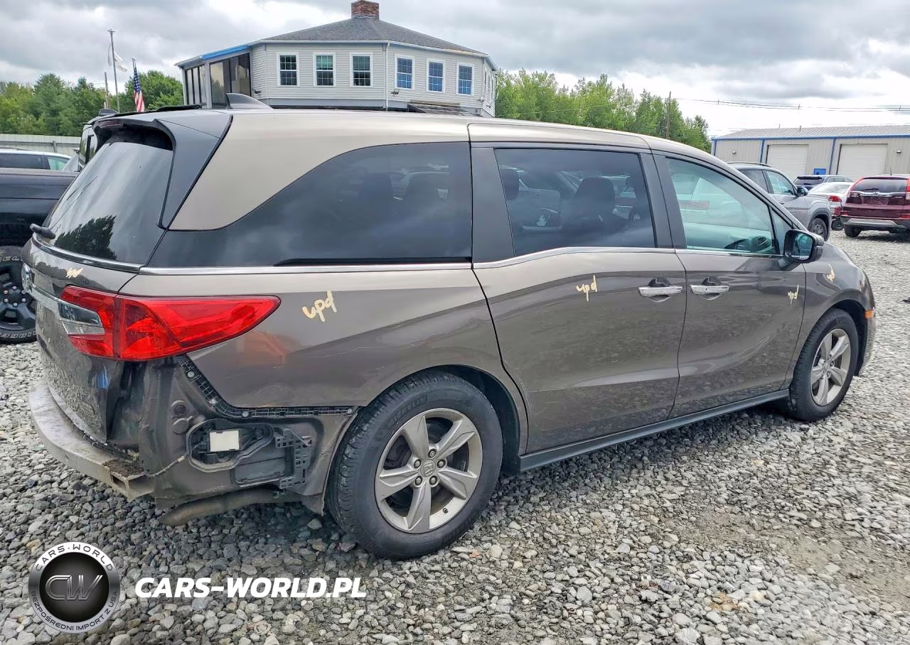 2018 Honda Odyssey Ex VIN:5FNRL6H57JB097430 - 3