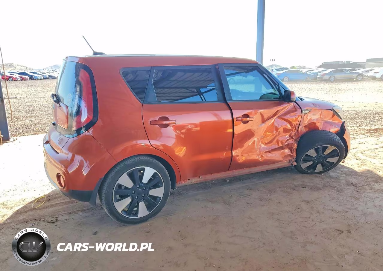 2018 Kia Soul + VIN:KNDJP3A58J7578349 - 3