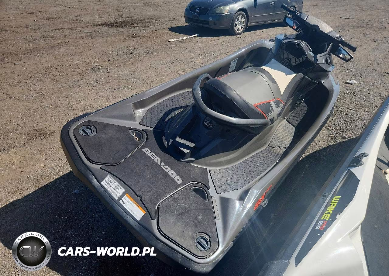 2014 Sea-Doo Gtx Lmt 215 VIN:YDV28397A414 - 4