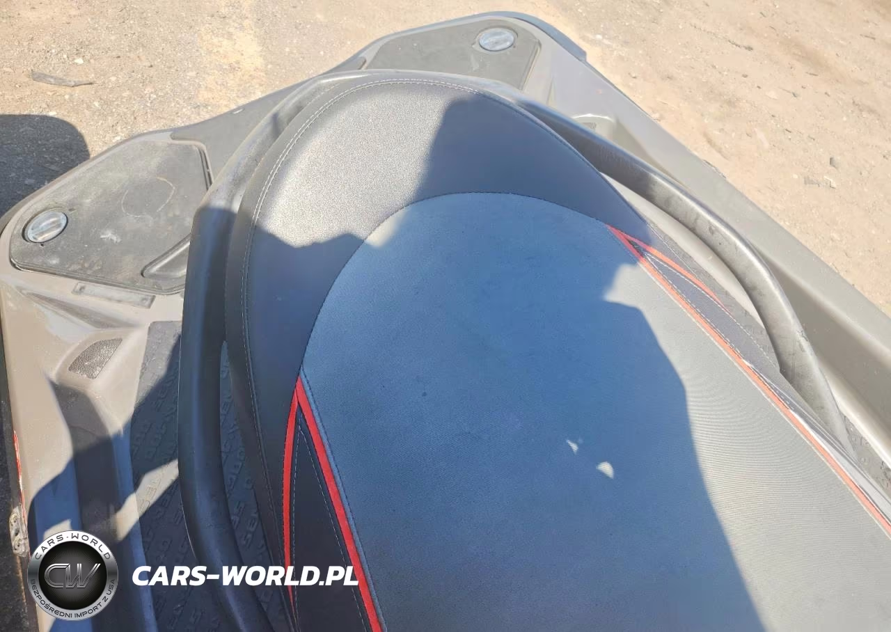 2014 Sea-Doo Gtx Lmt 215 VIN:YDV28397A414 - 6