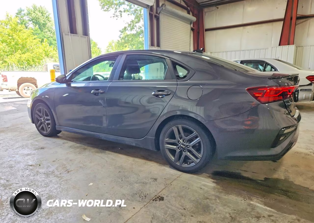 2021 Kia Forte Gt Line VIN:3KPF34AD0ME382943 - 2