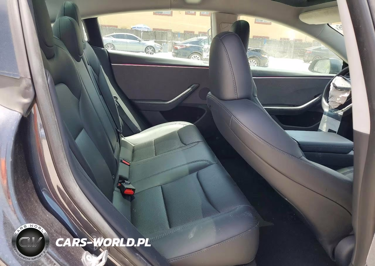 2025 Tesla Model 3 VIN:5YJ3E1EA3SF027476 - 10
