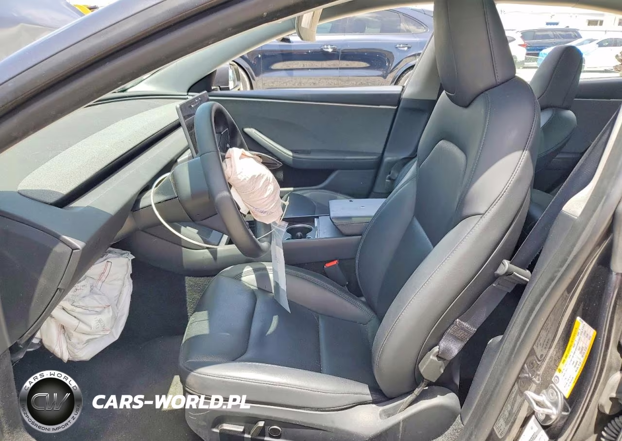 2025 Tesla Model 3 VIN:5YJ3E1EA3SF027476 - 7