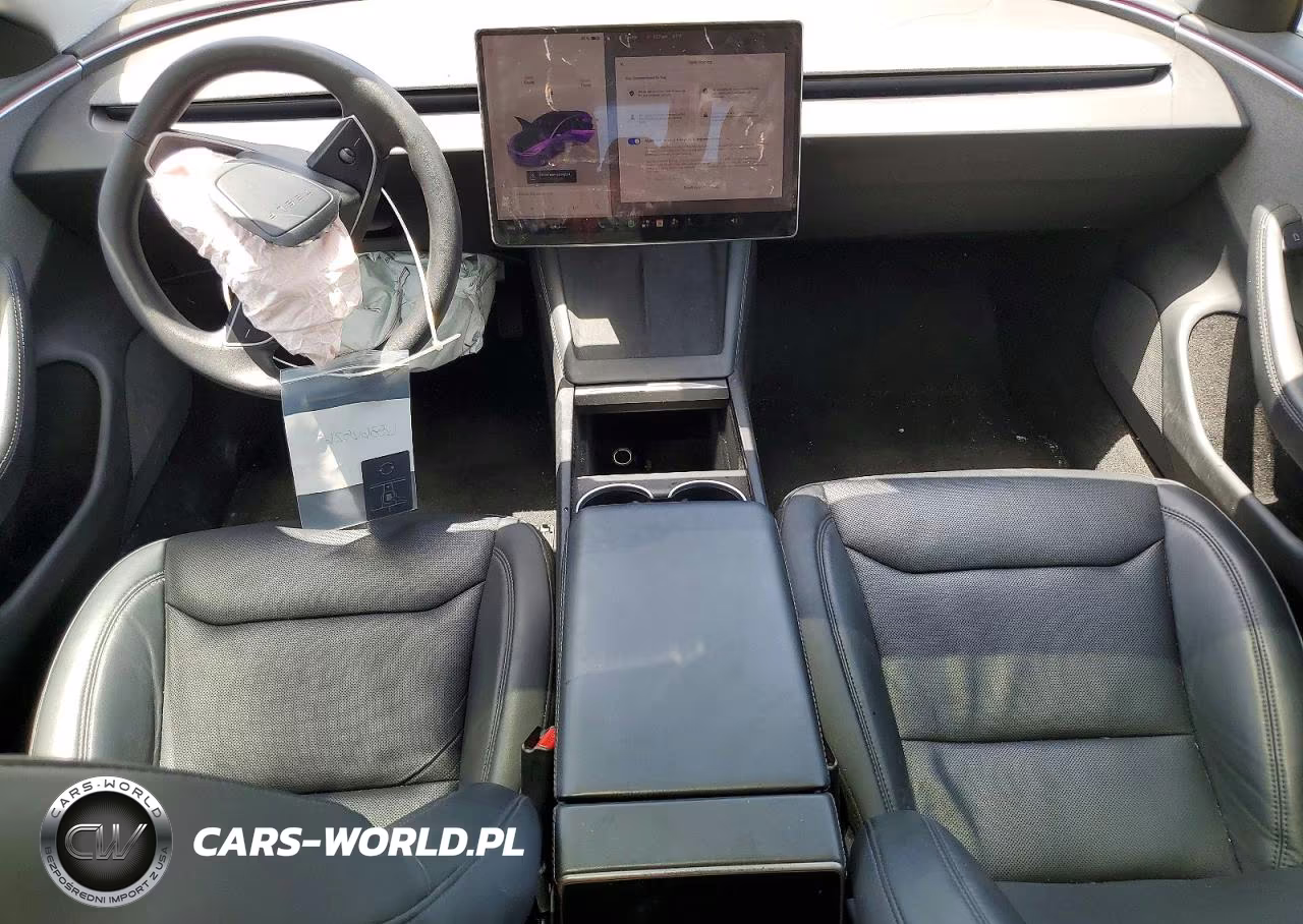 2025 Tesla Model 3 VIN:5YJ3E1EA3SF027476 - 8