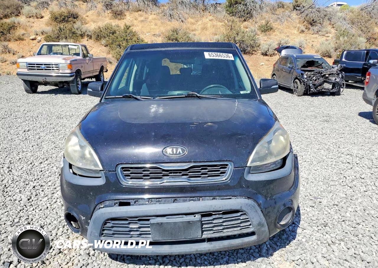 2012 Kia Soul + VIN:KNDJT2A61C7380844 - 5