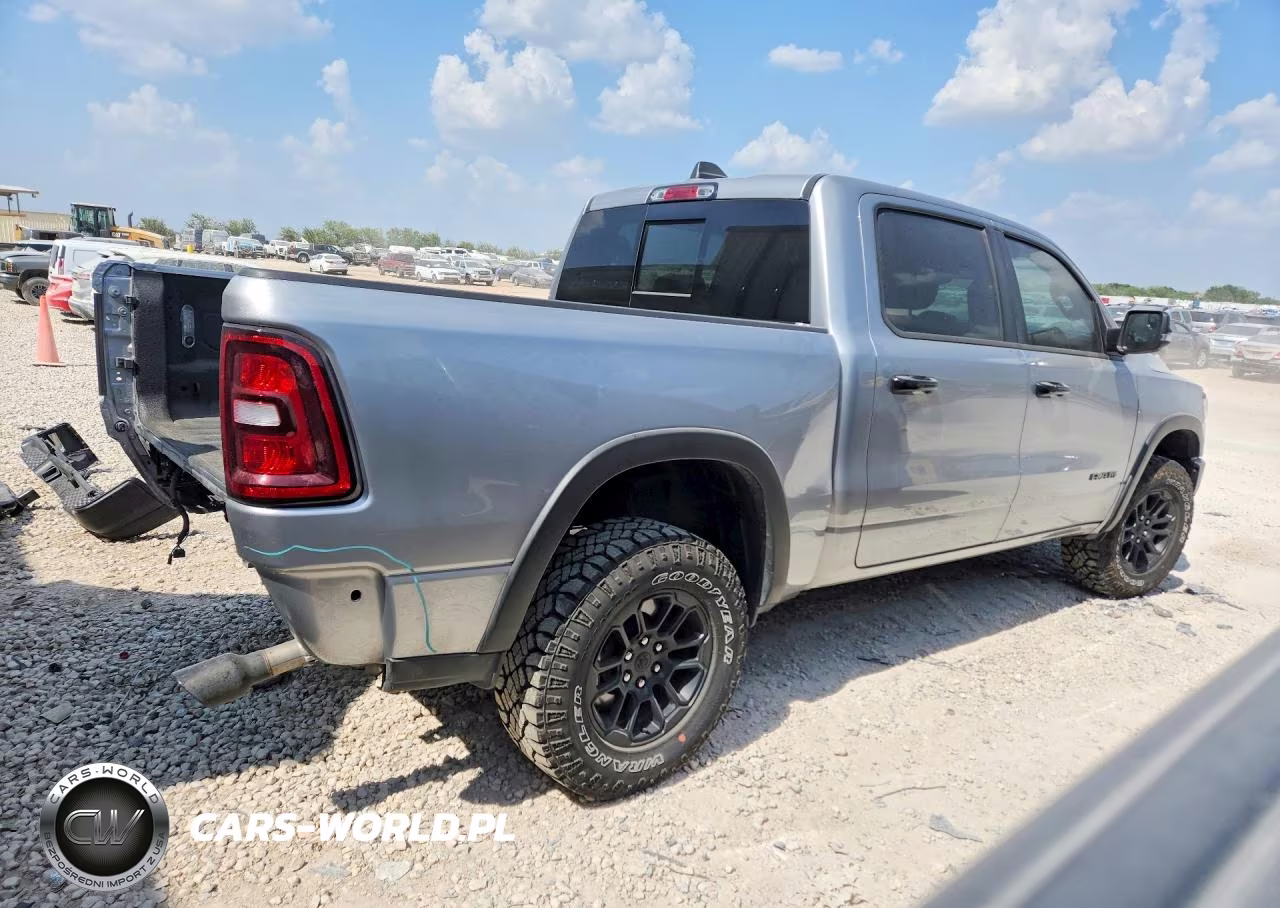 Ram 1500 VIN:1C6SRFLP0SN747590 - 3