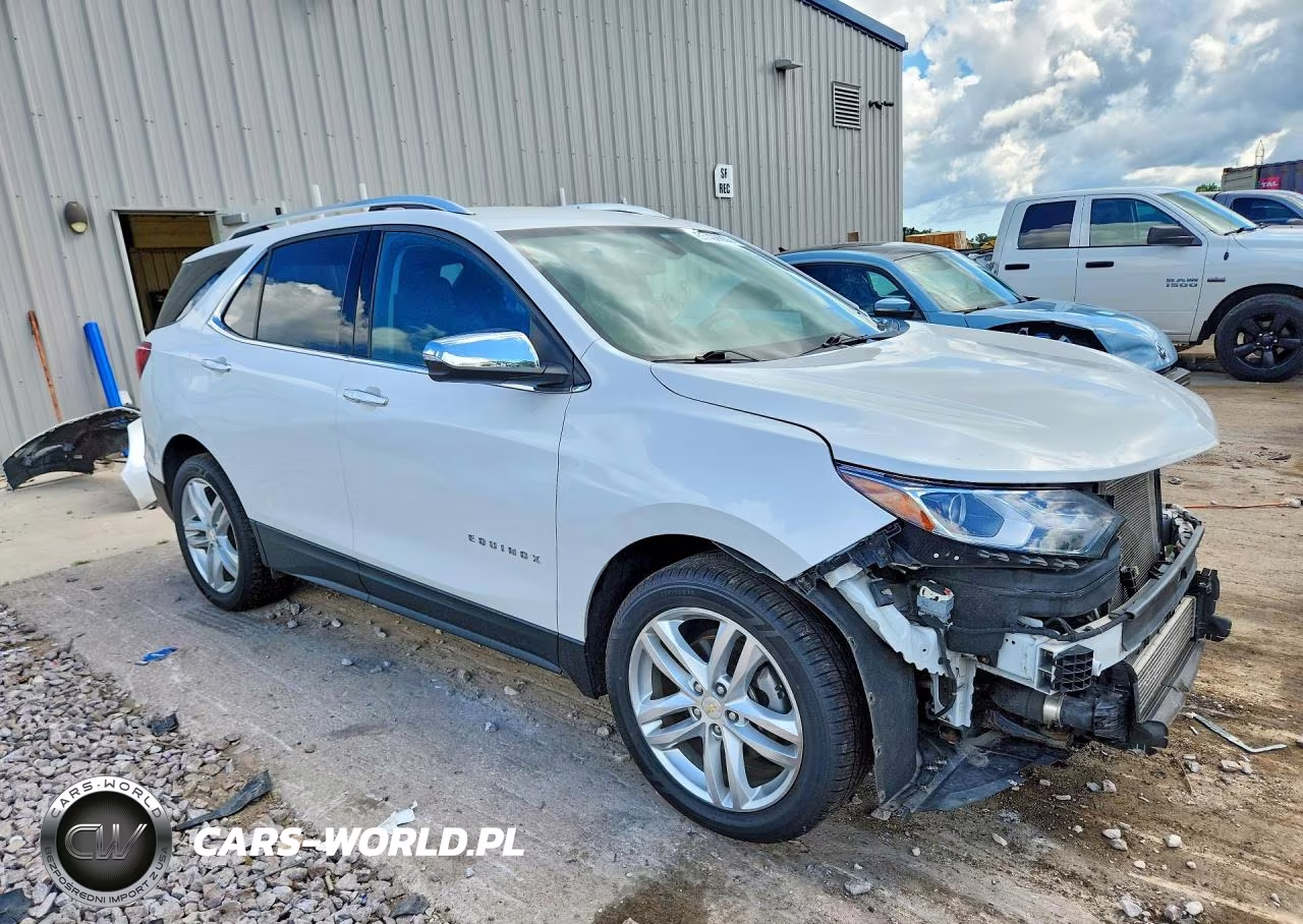2019 Chevrolet Equinox Premier VIN:2GNAXYEX8K6302335 - 4