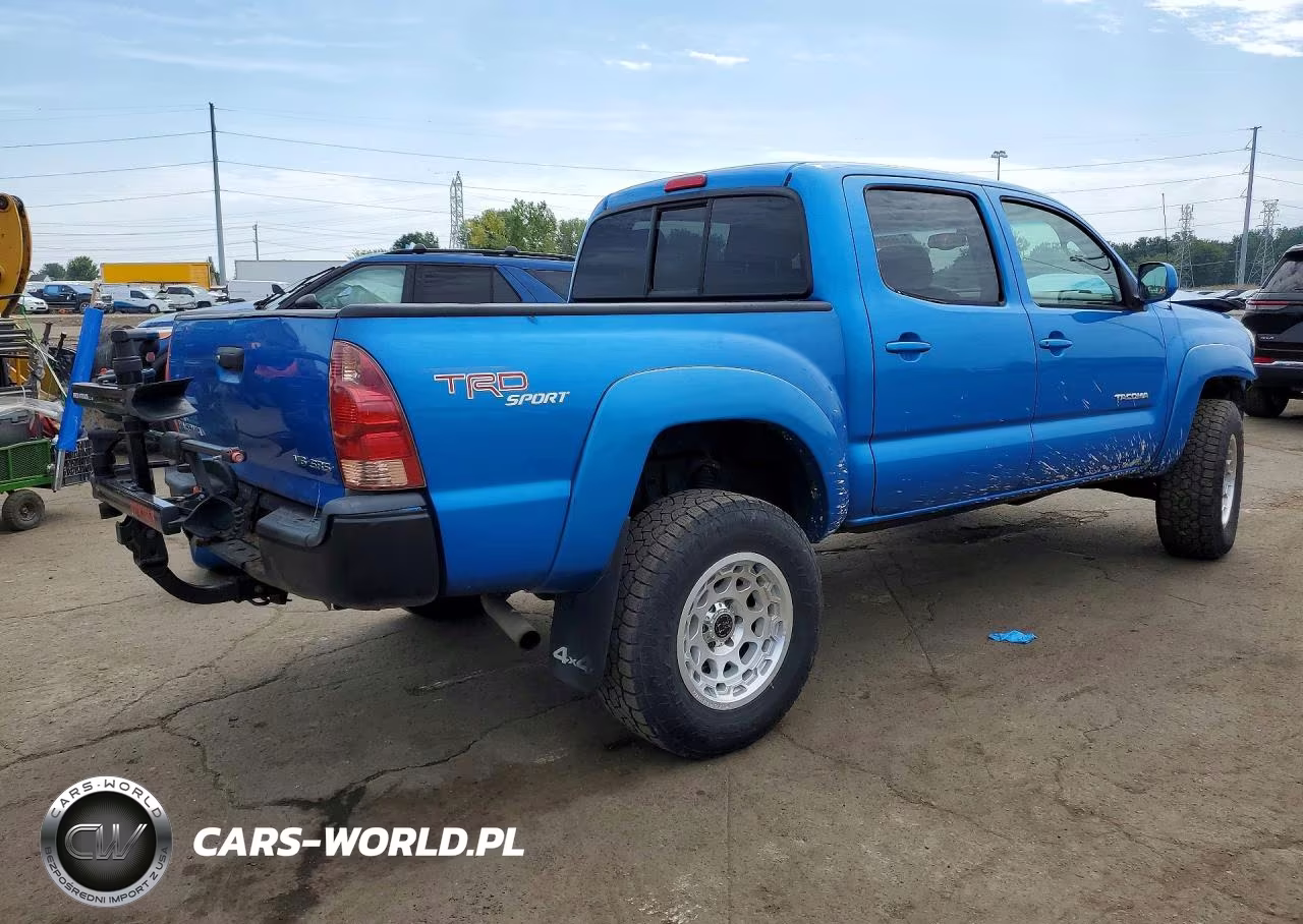 2005 Toyota Tacoma Double Cab VIN:5TELU42N35Z002592 - 3