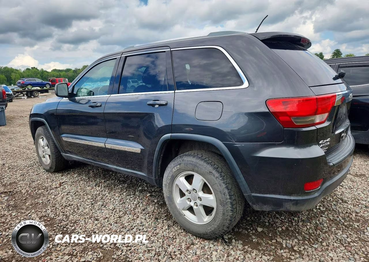 2011 Jeep Grand Cherokee Laredo VIN:1J4RR4GG2BC656638 - 2