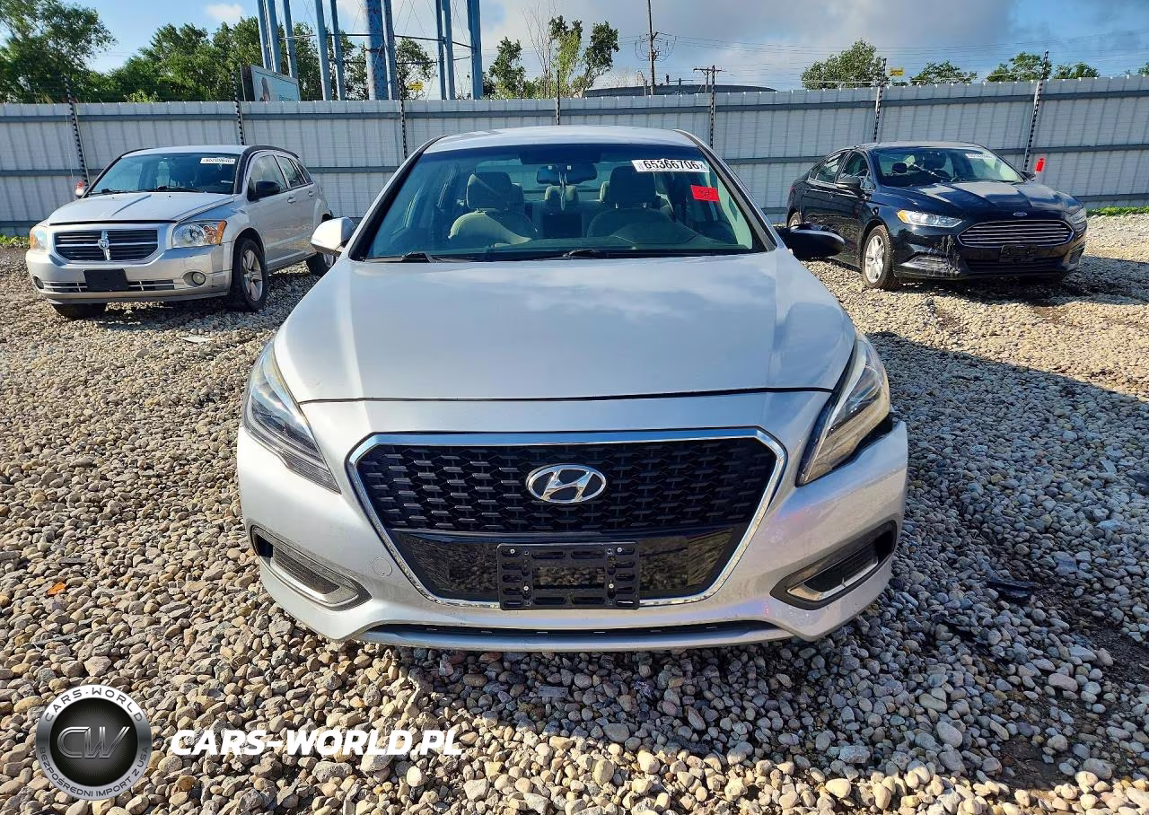 2017 Hyundai Sonata Hybrid Se VIN:KMHE24L10HA054590 - 5