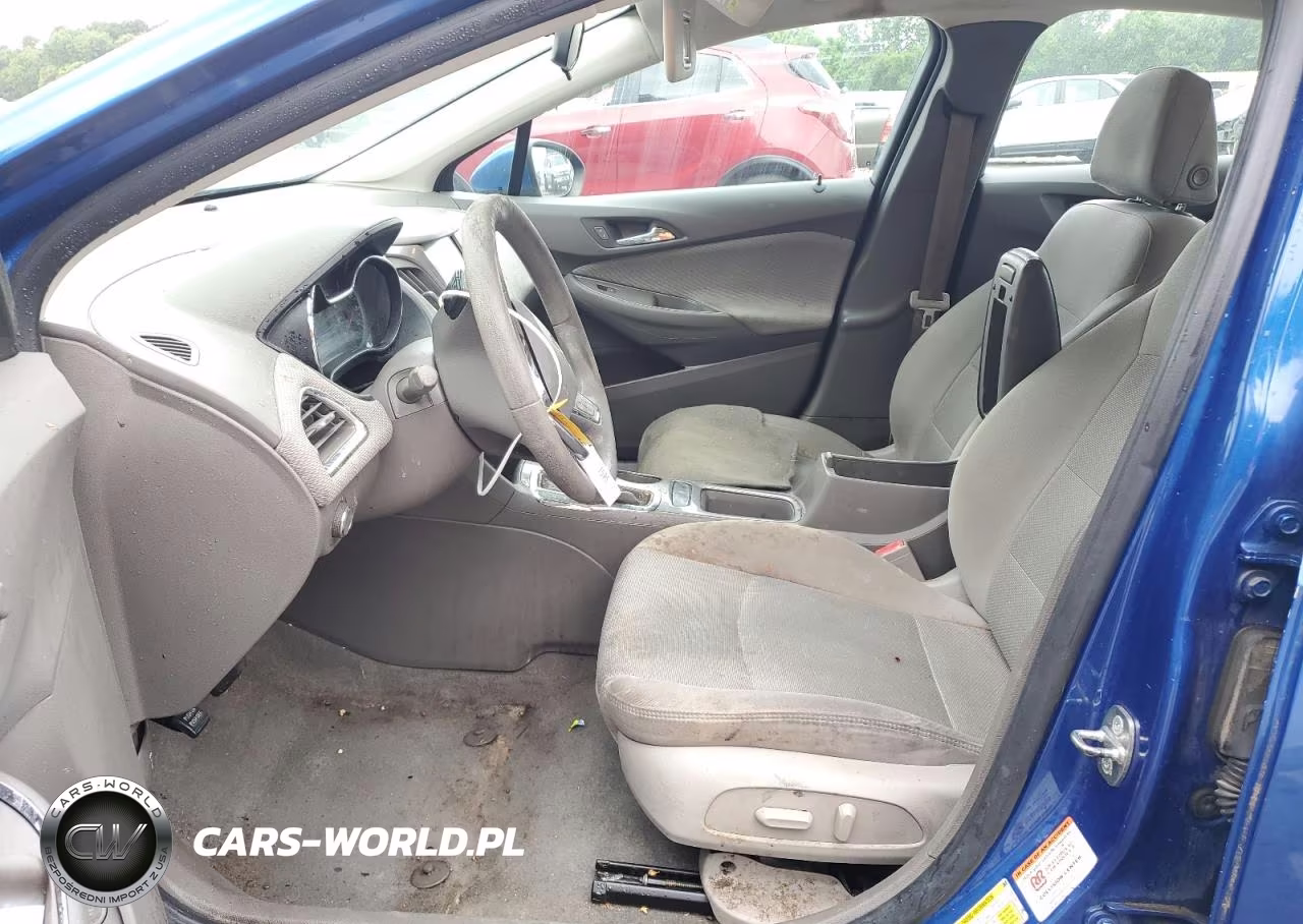 2018 Chevrolet Cruze Lt VIN:1G1BE5SM2J7173043 - 7