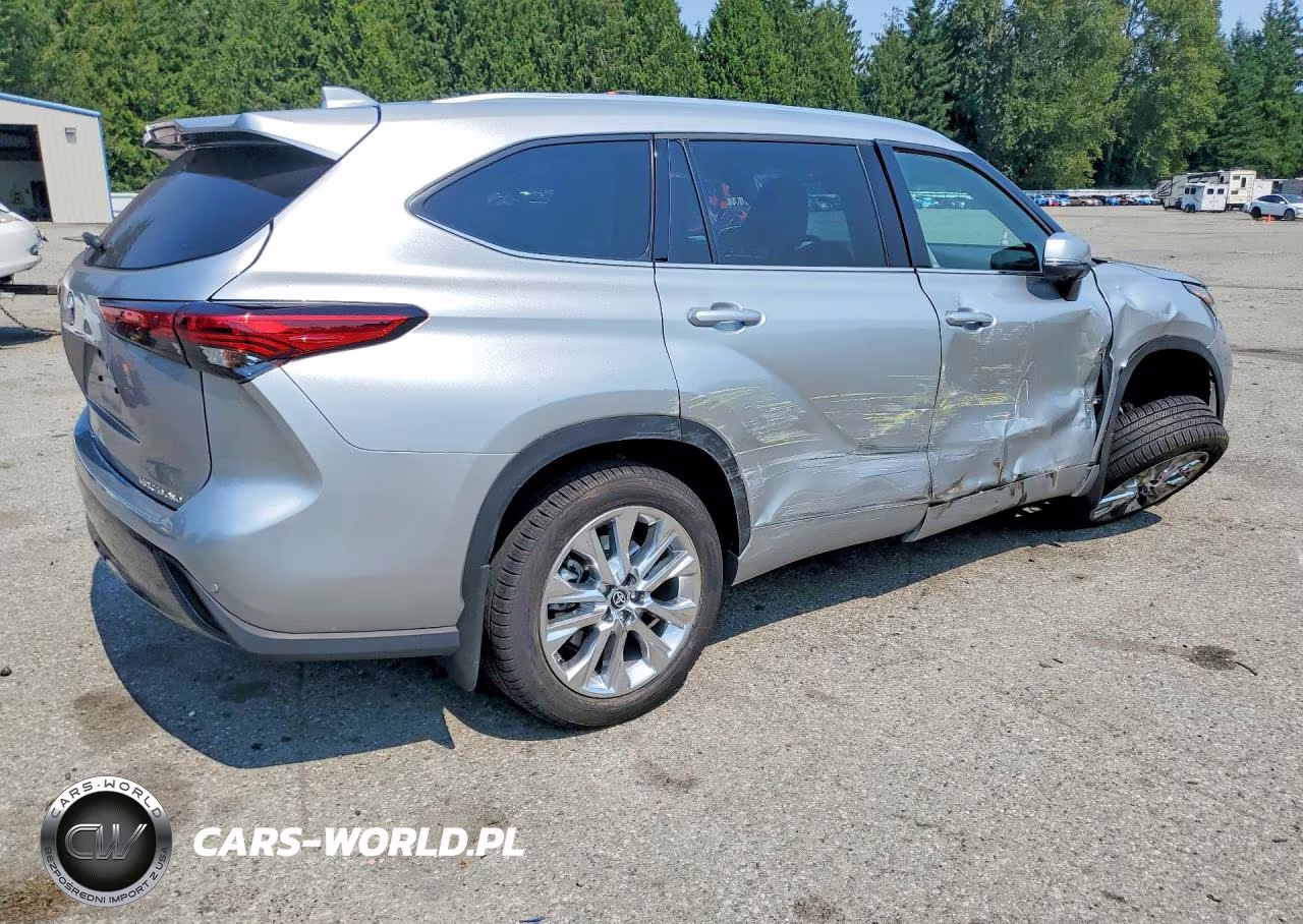 2023 Toyota Highlander Limited VIN:5TDKDRBH7PS524922 - 3