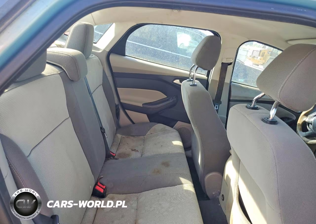 2012 Ford Focus Se VIN:1FAHP3F26CL122153 - 10