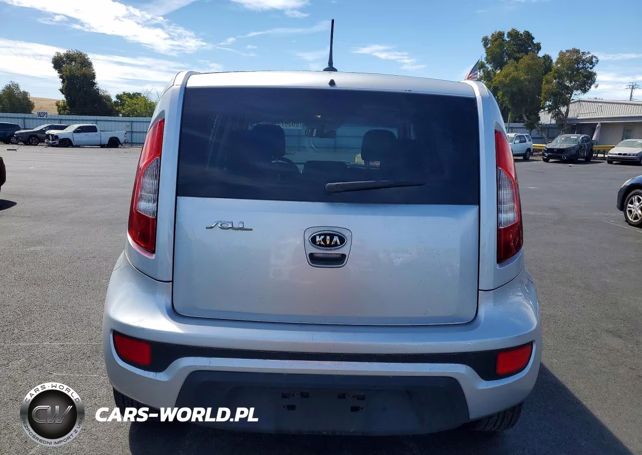 2012 Kia Soul + VIN:KNDJT2A66C7416706 - 6