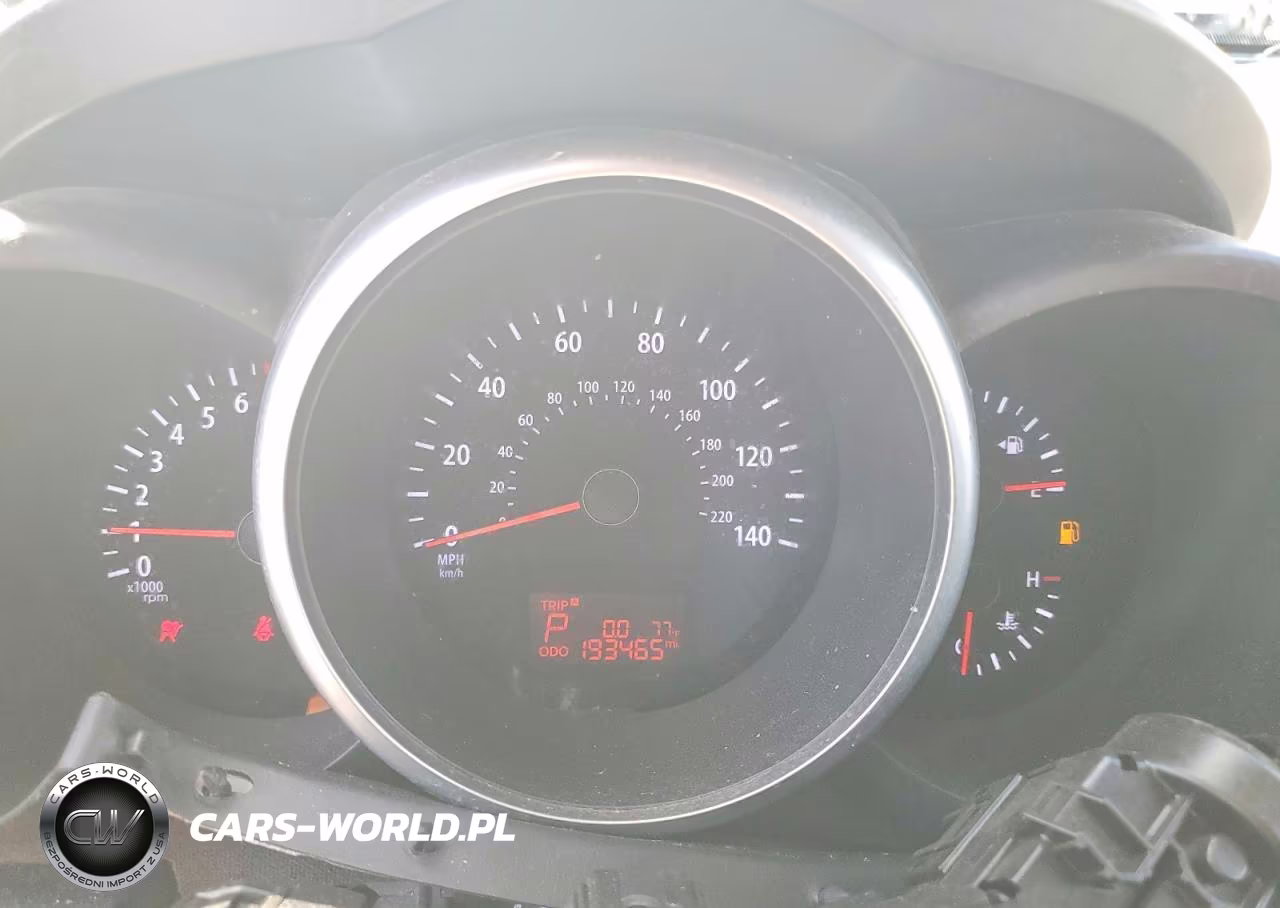 2012 Kia Soul + VIN:KNDJT2A66C7416706 - 9