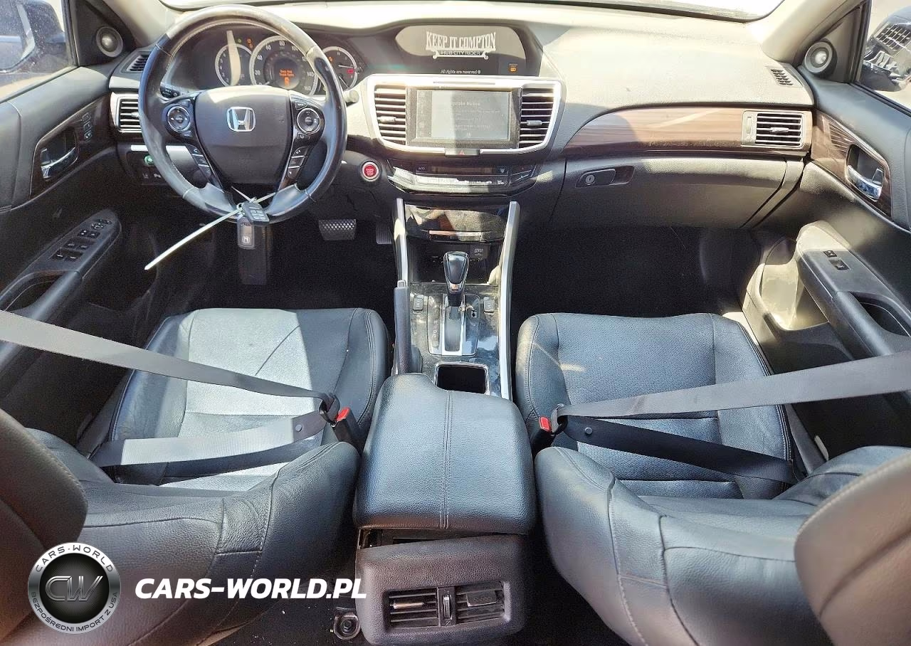 2016 Honda Accord Touring VIN:1HGCR3F94GA031672 - 8