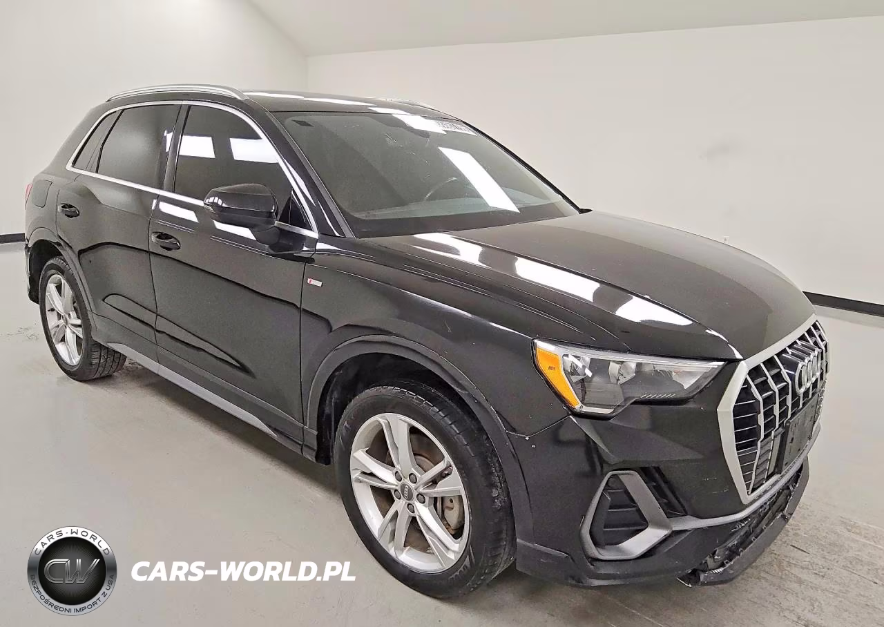 2020 Audi Q3 Premium S Line VIN:WA1DECF37L1026903 - 4