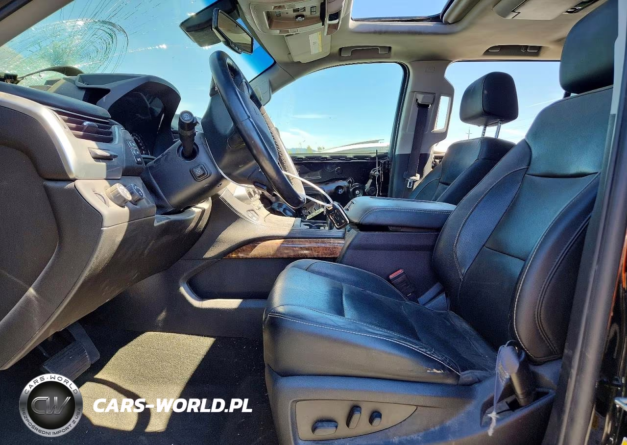 2017 Chevrolet Suburban K1500 Premier VIN:1GNSKJKC3HR284321 - 7