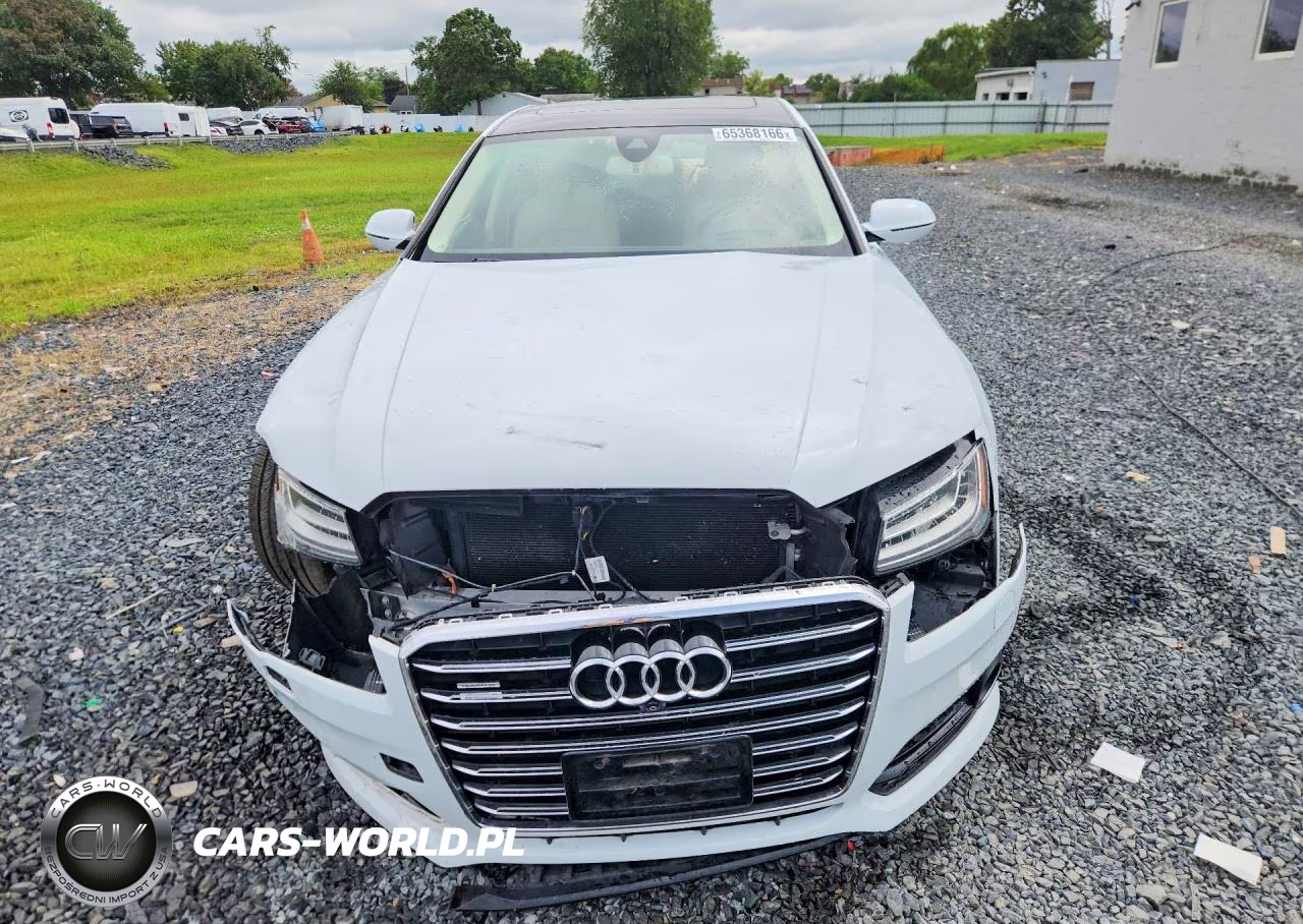2018 Audi A8 L Quattro VIN:WAU44AFD4JN000820 - 5