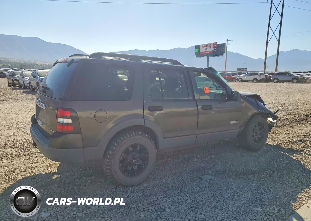 2006 Ford Explorer Xlt VIN:1FMEU73EX6UB03028 - 3