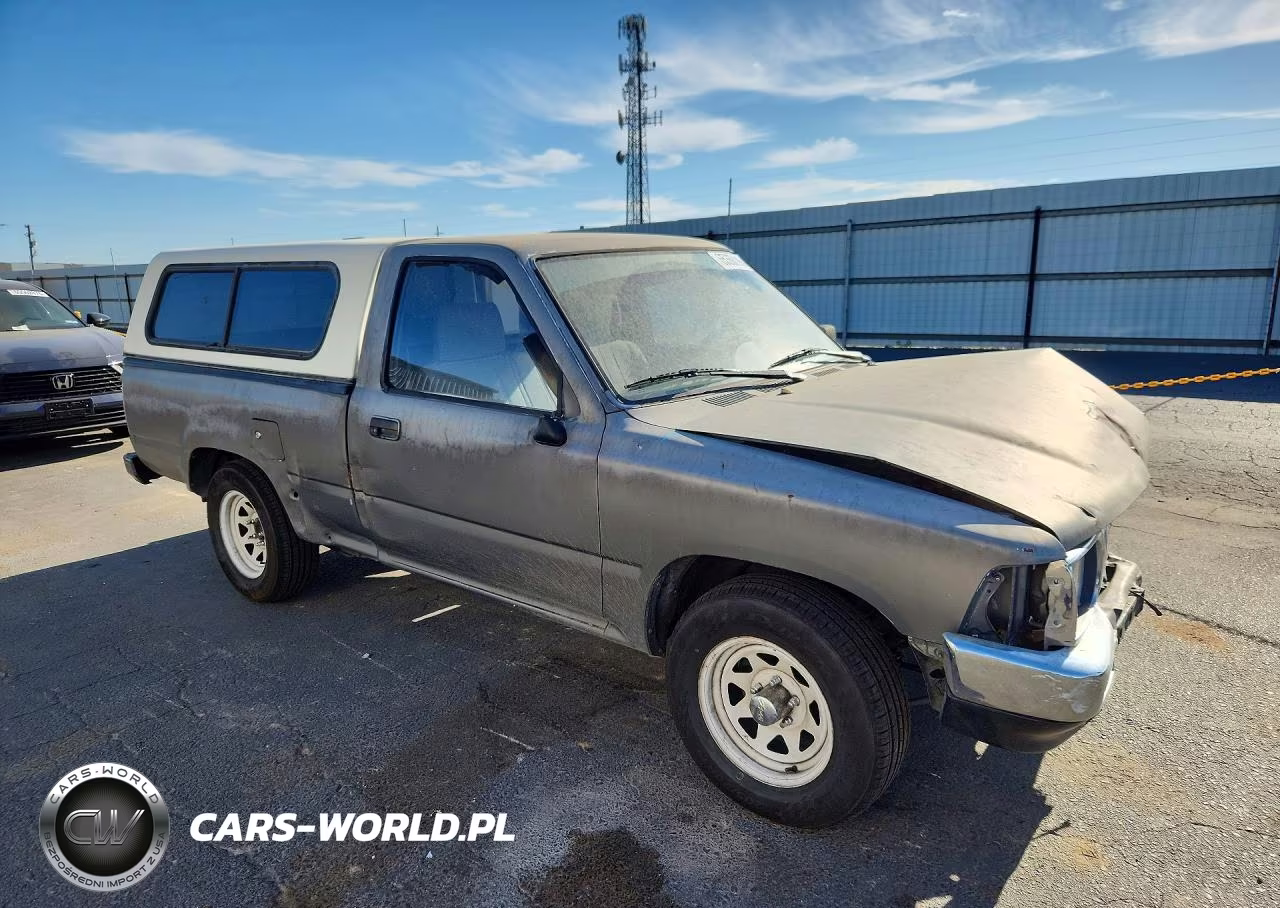 1992 Toyota Pickup Base VIN:4TARN81A8NZ011406 - 4