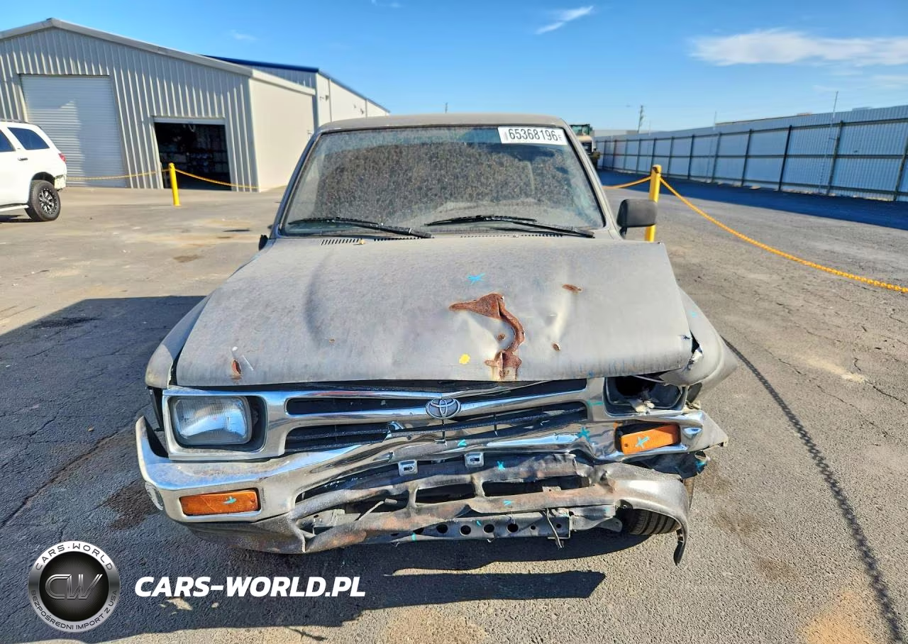 1992 Toyota Pickup Base VIN:4TARN81A8NZ011406 - 5