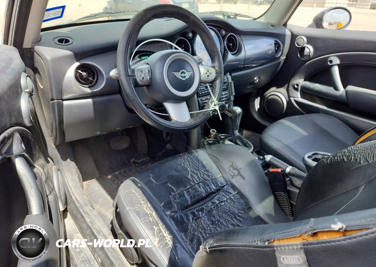 2006 Mini Cooper VIN:WMWRC33566TJ79608 - 8