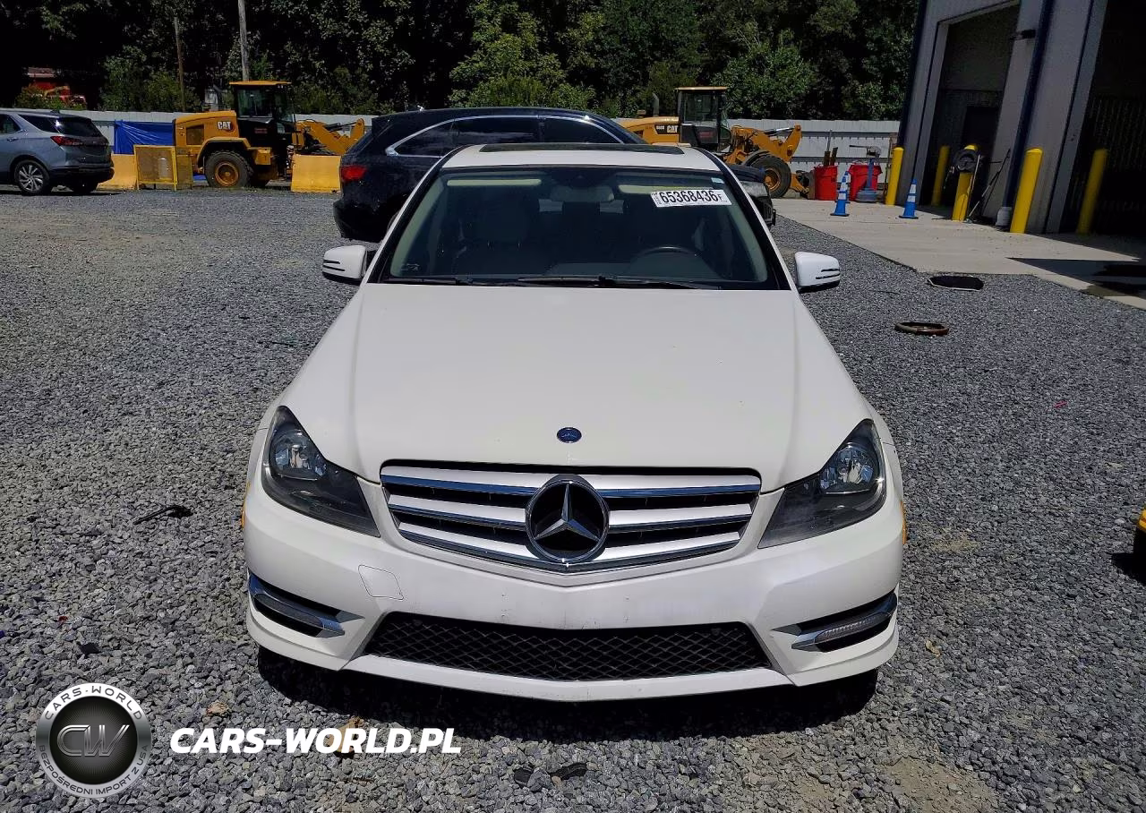 2012 Mercedes-Benz C 300 4Matic VIN:WDDGF8BB7CR212751 - 5