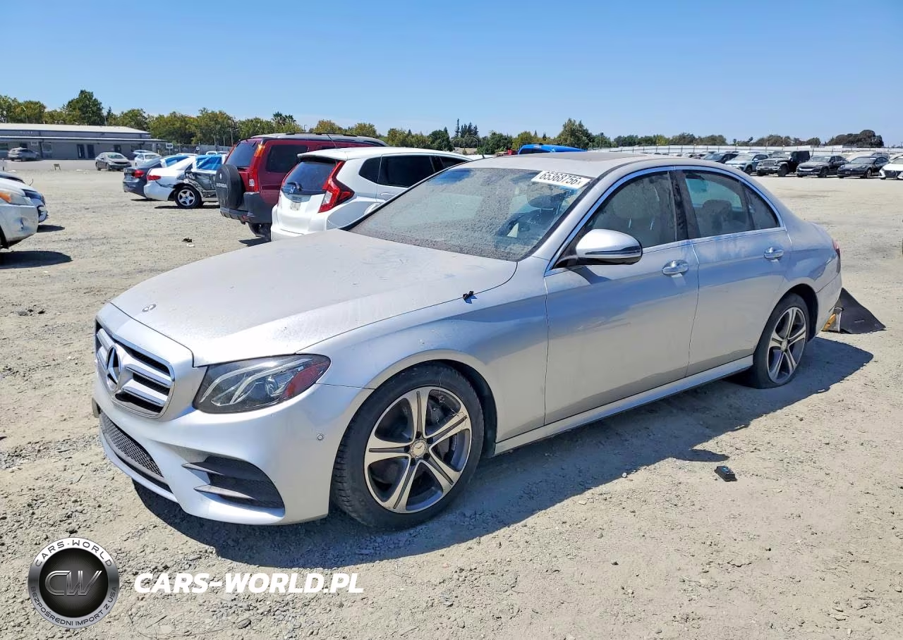 2017 Mercedes-Benz E 300 – zdjęcie 1 z 12