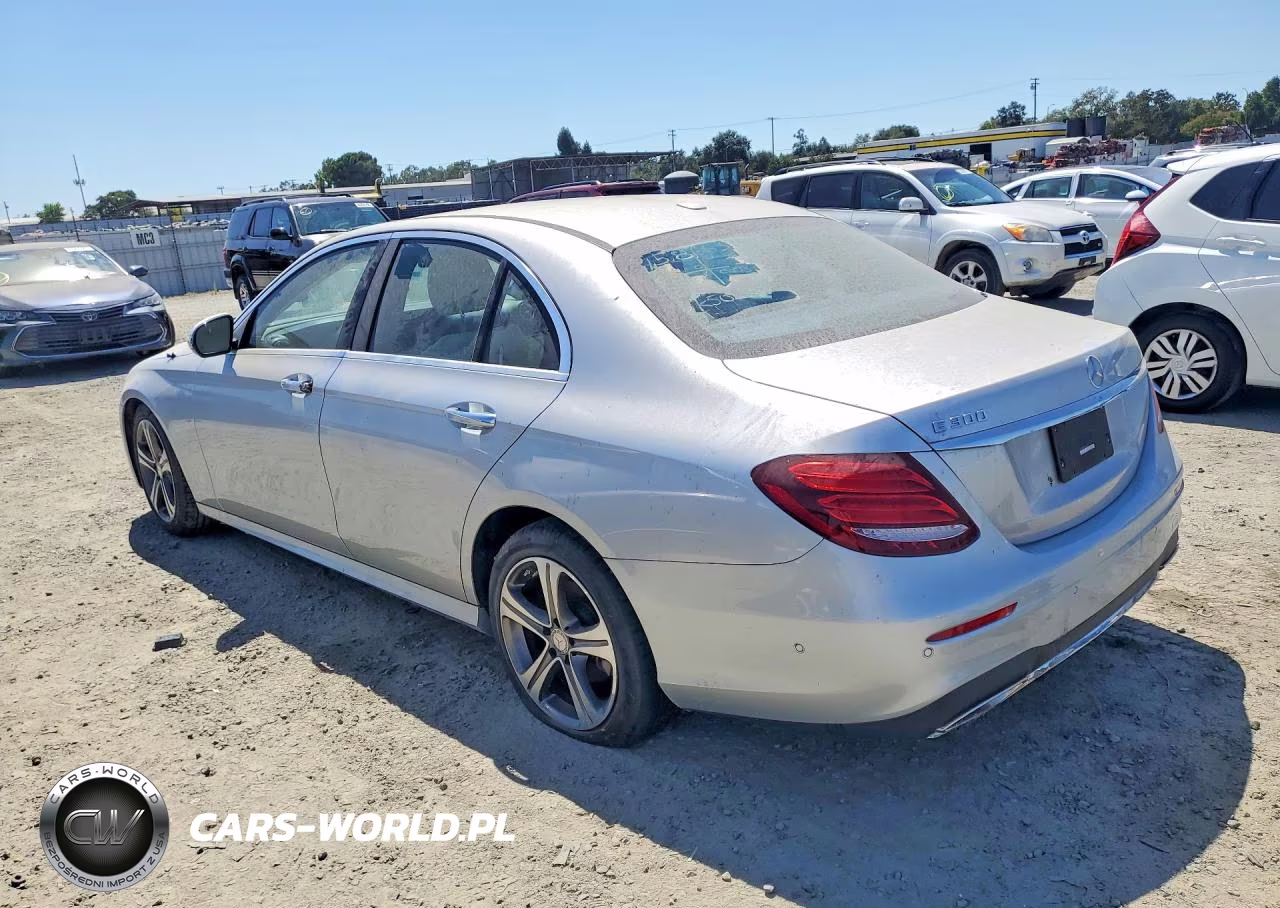 2017 Mercedes-Benz E 300 VIN:WDDZF4JB1HA158663 - 2
