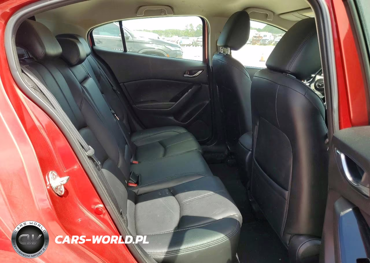 2018 Mazda 3 Touring VIN:3MZBN1L31JM226811 - 10
