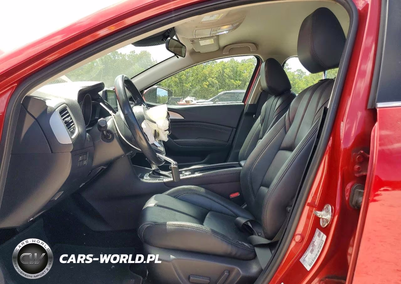 2018 Mazda 3 Touring VIN:3MZBN1L31JM226811 - 7