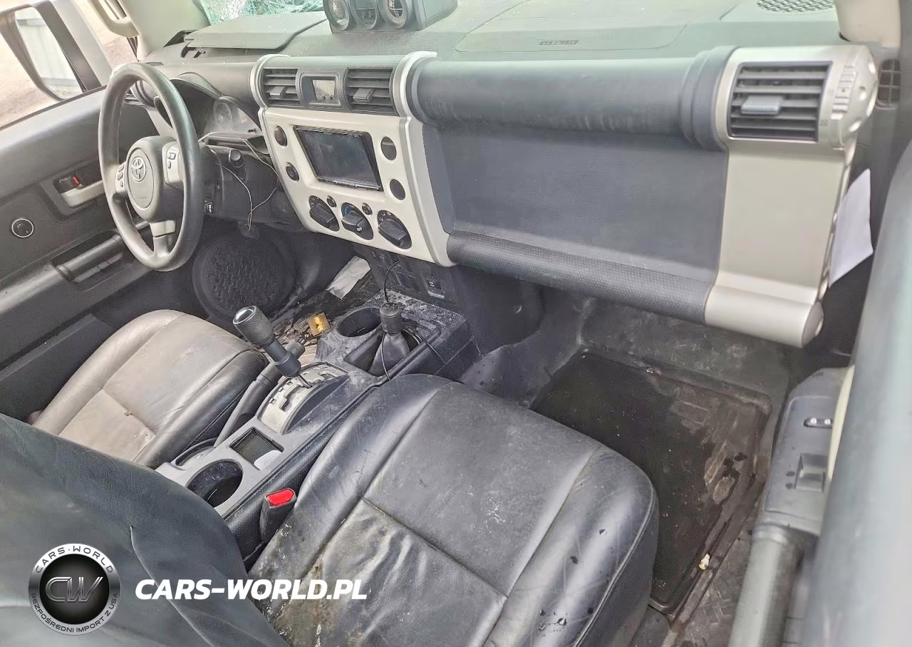 2013 Toyota Fj Cruiser Base VIN:JTEBU4BF2DK157900 - 8