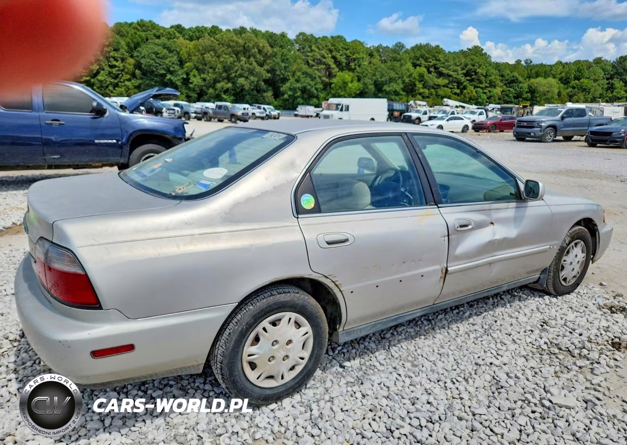 1997 Honda Accord Value VIN:1HGCD5680VA176626 - 3