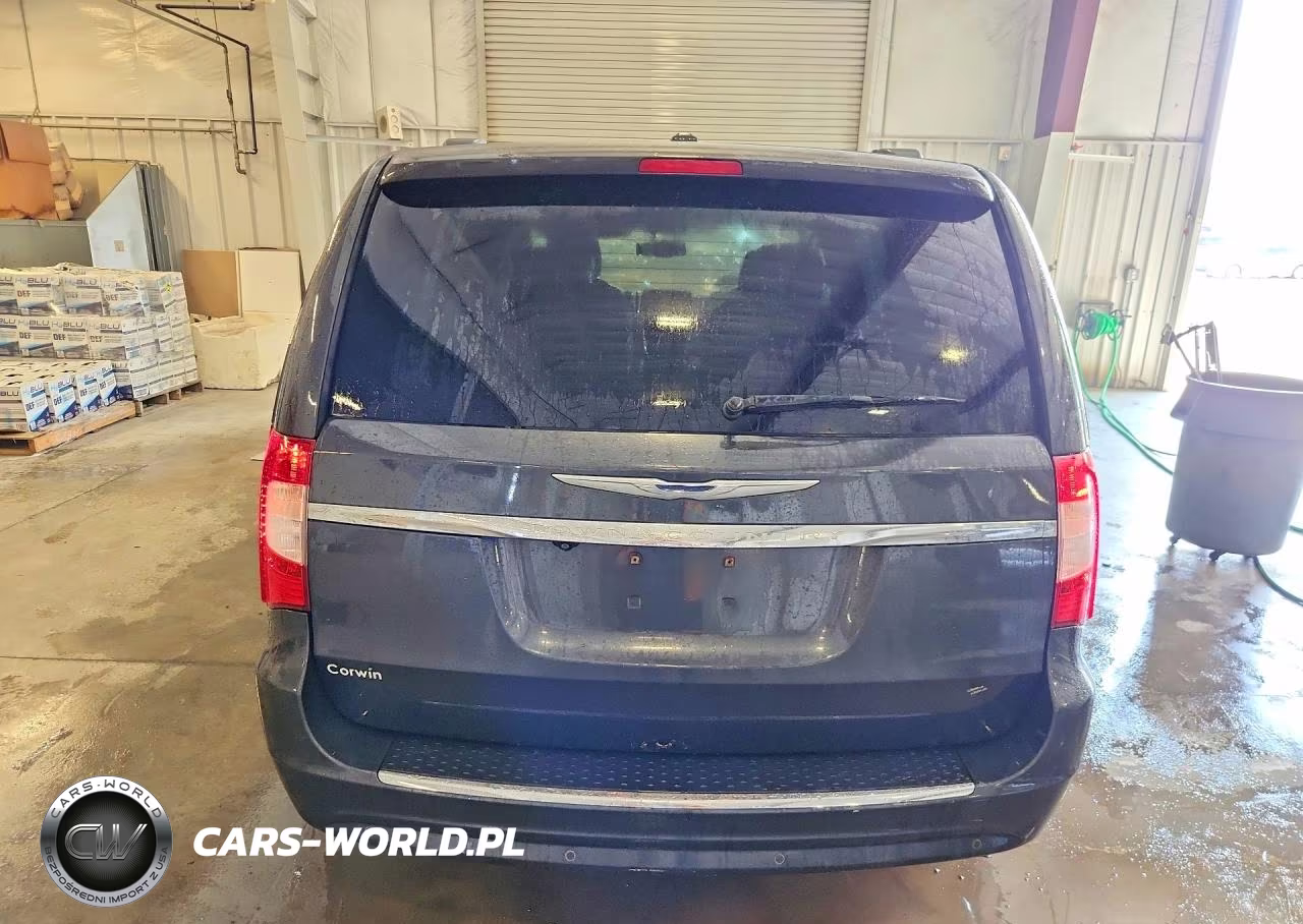 2012 Chrysler Town & Country Touring VIN:2C4RC1BG7CR135209 - 6