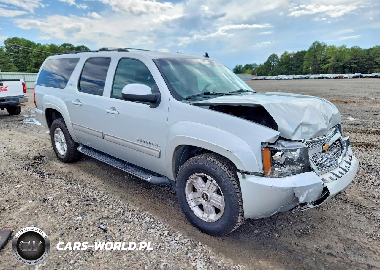 2013 Chevrolet Suburban K1500 Lt VIN:1GNSKJE76DR309429 - 4