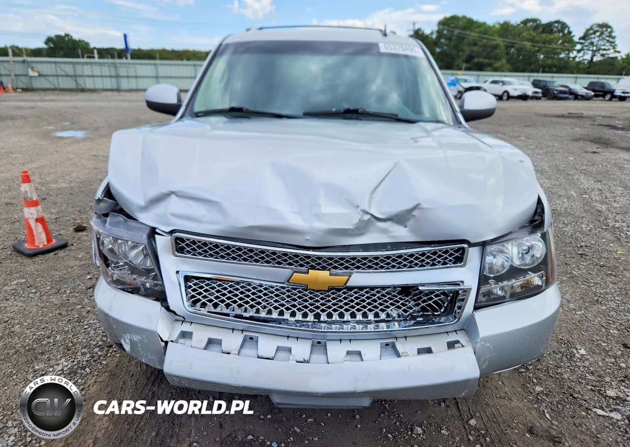 2013 Chevrolet Suburban K1500 Lt VIN:1GNSKJE76DR309429 - 5