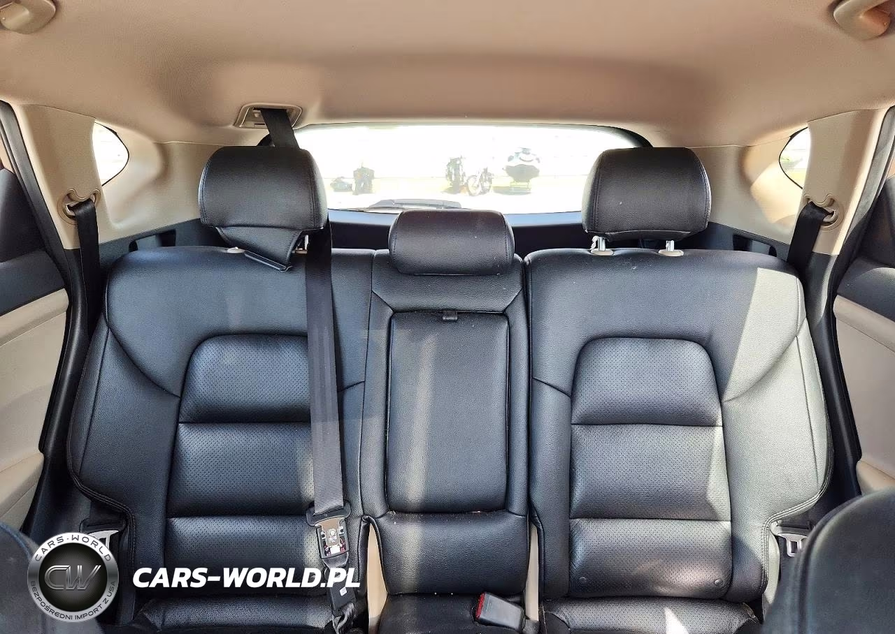 2016 Hyundai Tucson Sport VIN:KM8J3CA29GU112937 - 10