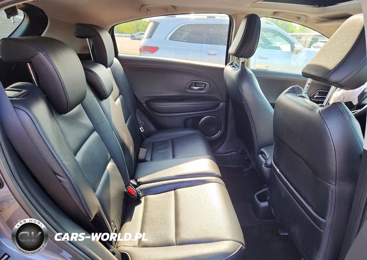 2019 Honda Hr-V Touring VIN:3CZRU6H90KM717526 - 11