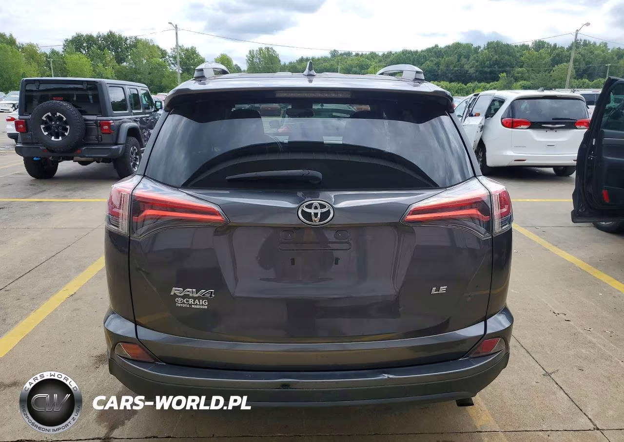2018 Toyota Rav4 Le VIN:2T3ZFREV3JW509592 - 6