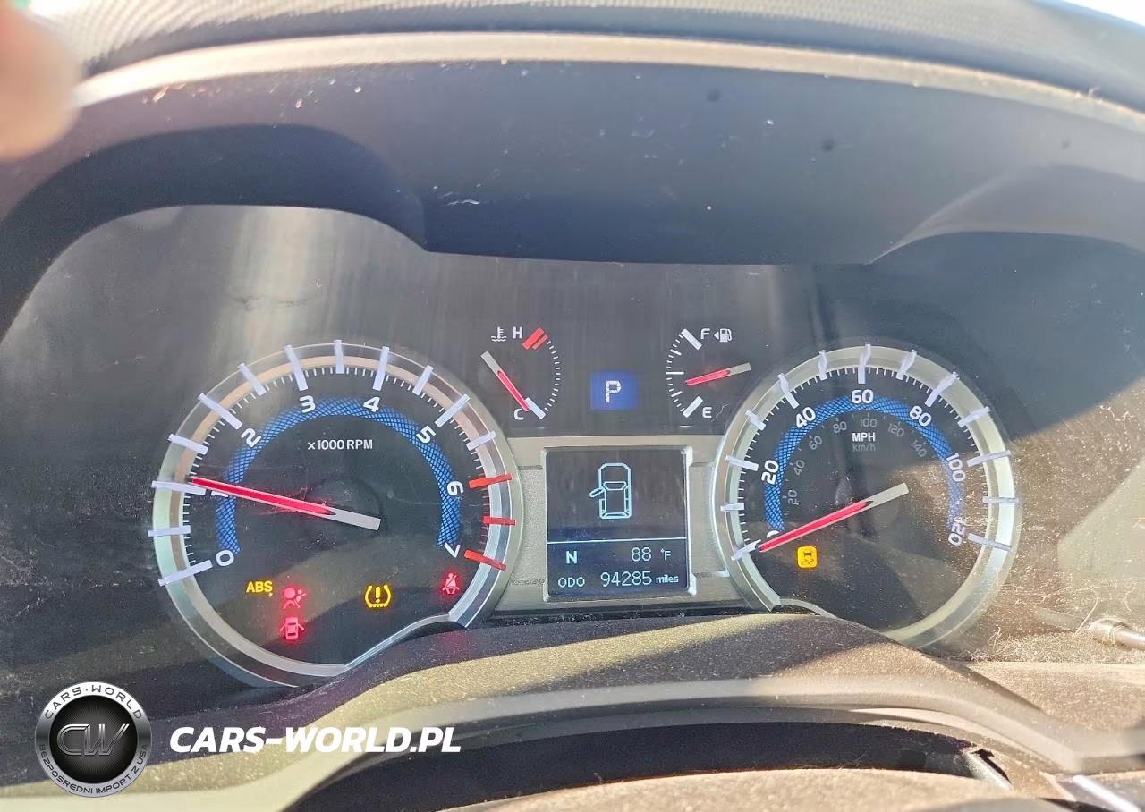 2018 Toyota 4Runner Limited VIN:JTEBU5JR9J5581988 - 9