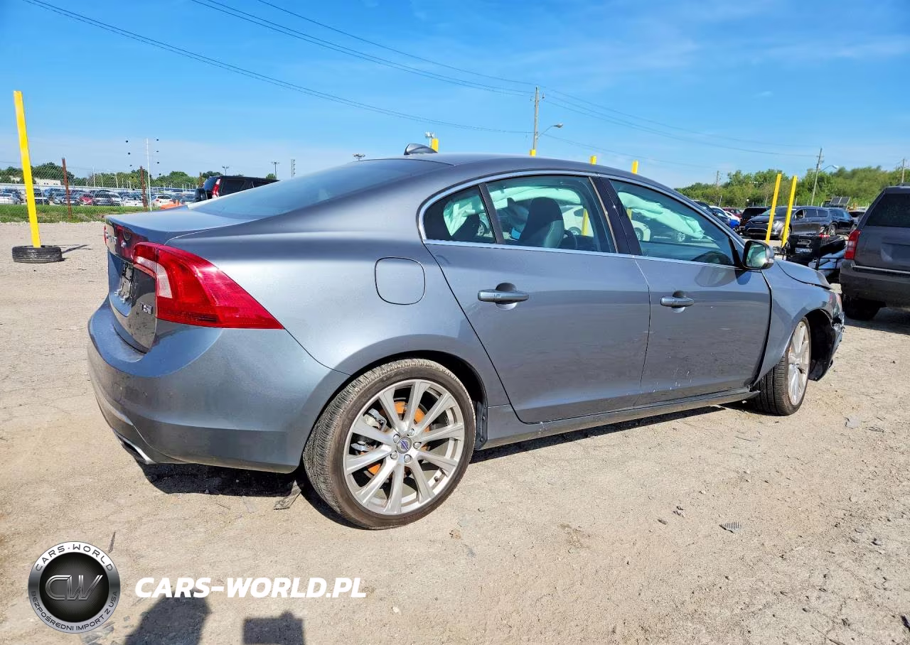 2016 Volvo S60 Platinum VIN:LYV402FM3GB099479 - 3
