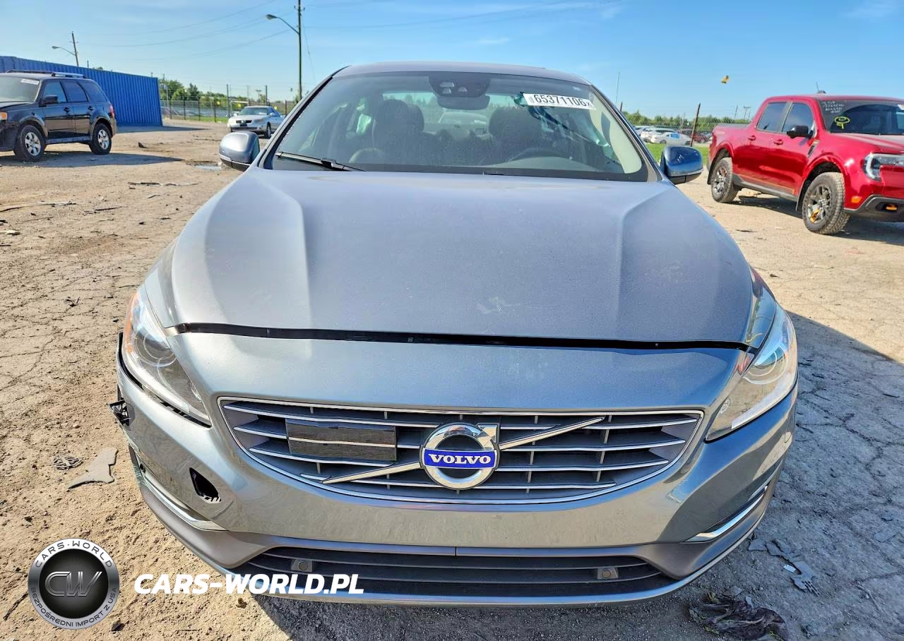 2016 Volvo S60 Platinum VIN:LYV402FM3GB099479 - 5